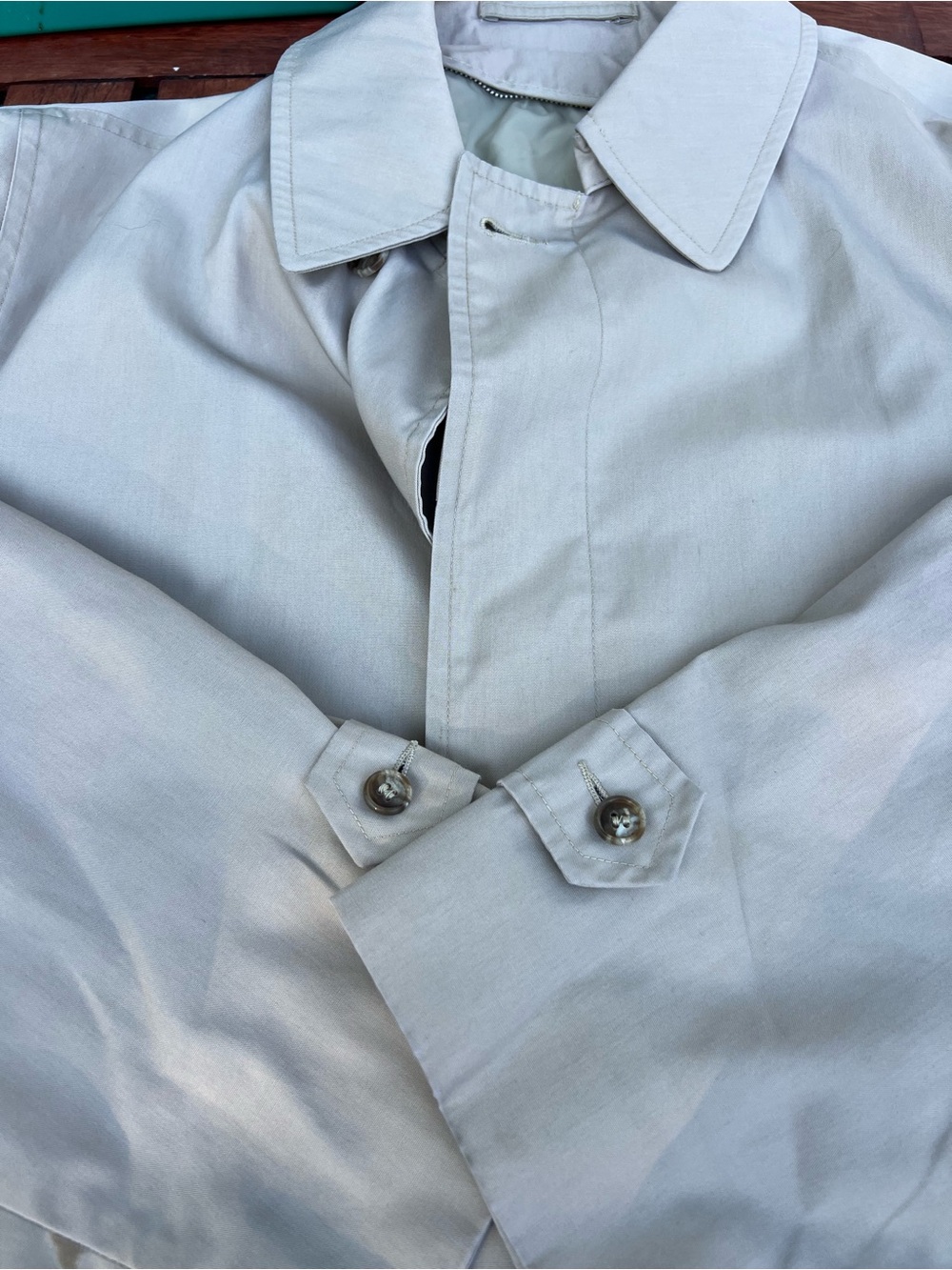 Vtg unisex trench made in US beige lined